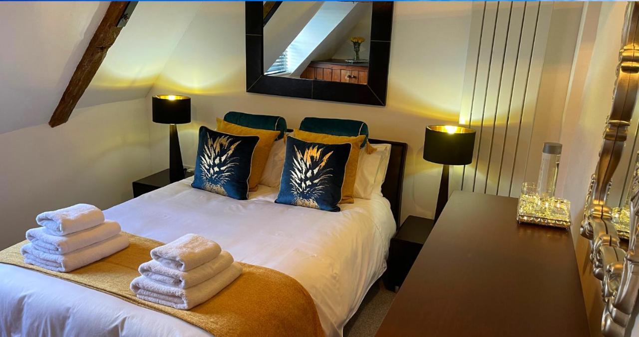 Stunning Luxury Apartment In Central Лимингтон Экстерьер фото