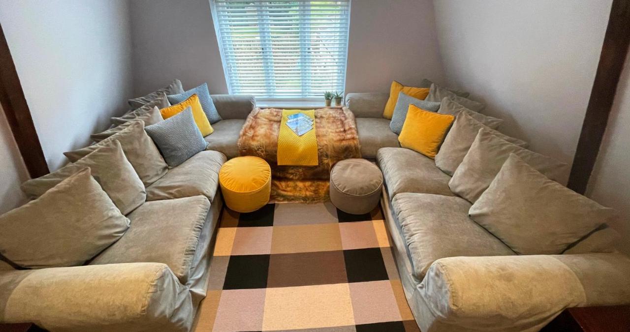 Stunning Luxury Apartment In Central Лимингтон Экстерьер фото